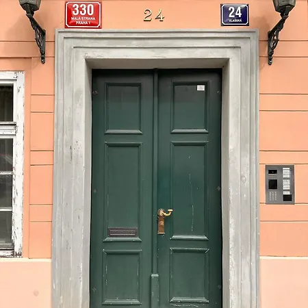 Boutique In Mala Strana Below The Castle Apartamento Praga